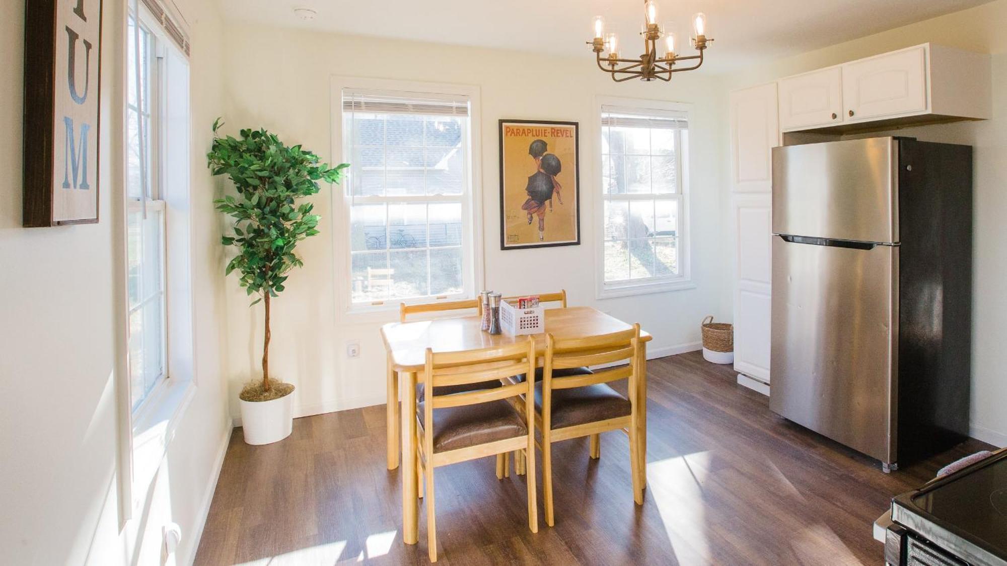 Villa 5 Mins To Speedway! Walk To Zoo, Wr Park, Iupui! Indianapolis Exterior foto