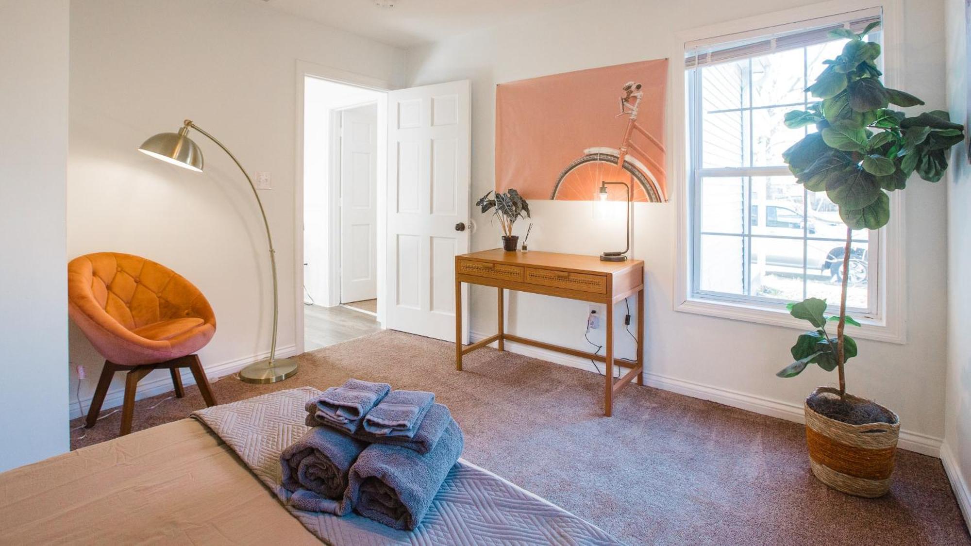 Villa 5 Mins To Speedway! Walk To Zoo, Wr Park, Iupui! Indianapolis Exterior foto